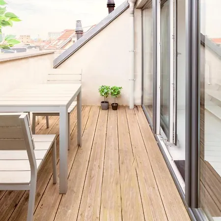 شقة Beautiful Terrace In The Heart Of